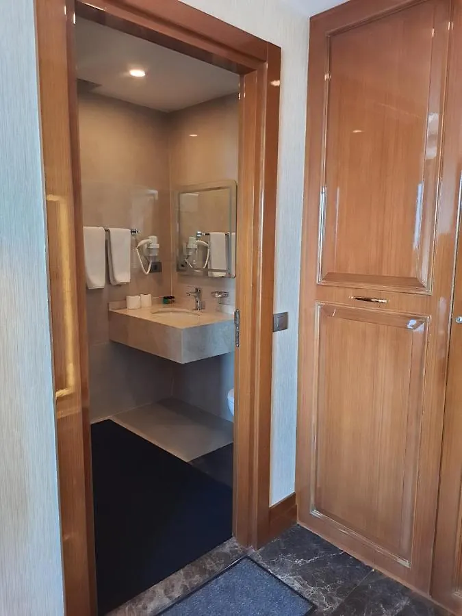 Grand Star Hotel Premium İstanbul 4*,  Türkiye